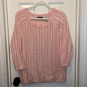 Light pink lightweight sweater from American Eagle New With Tags!!!